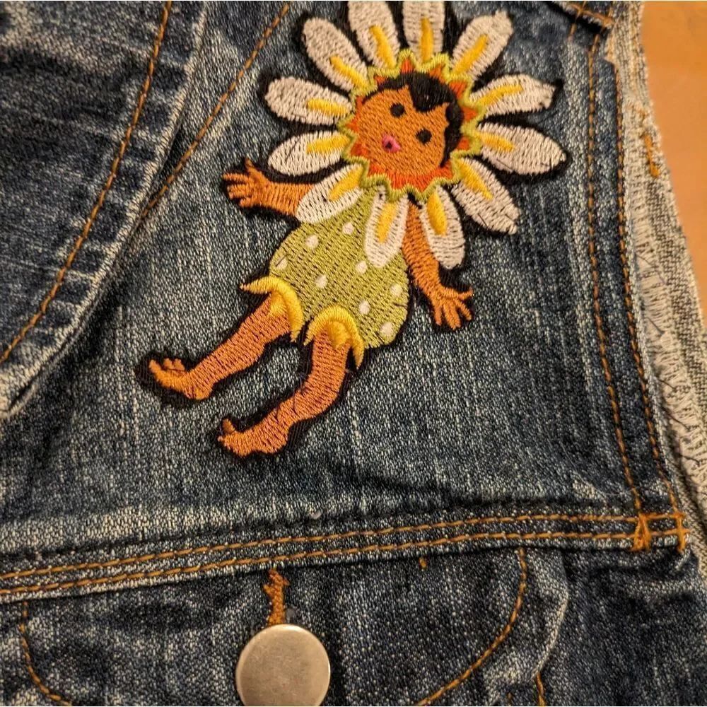 Thread & supply vintage Embroidered denim vest - Picture 7 of 7